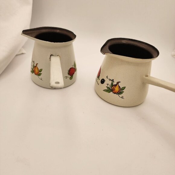 Vintage Enamelware Turkish Coffee Pots Garden Design Set Of 2 Made in Slovenia - Picture 2 of 4